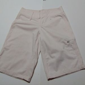 Lululemon Athletica shorts size 4: 28"